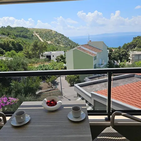 Aparthouse Bb Apartman *