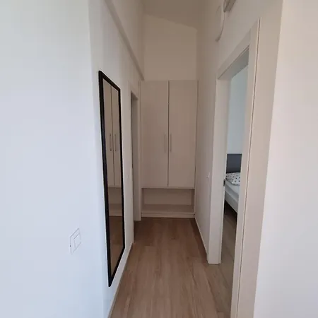 Apartman Aparthouse Bb Krvavica
